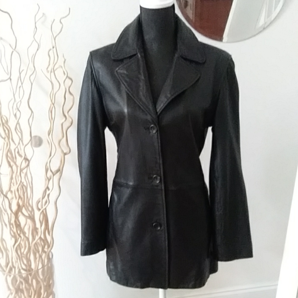 ANDREW MARC NEW YORK BLACK  LEATHER JACKET SZ M